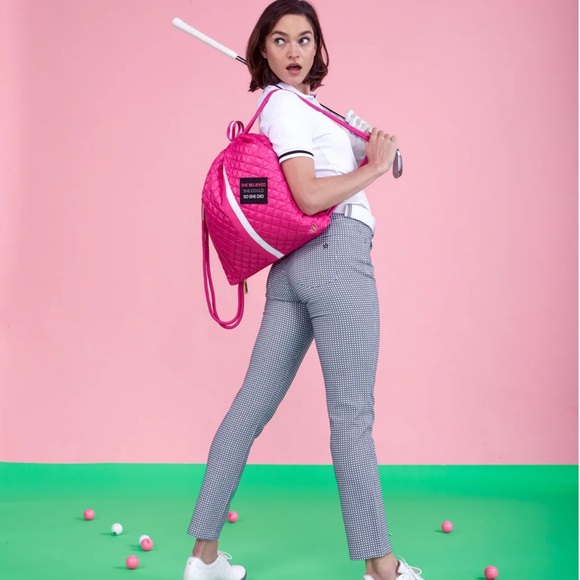 Oliver Thomas 24 + 7 In a Cinch Backpack NWT Fuchsia - Picture 2 of 7